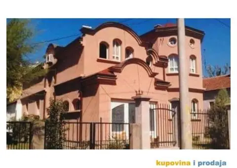 KUCA na prodaju u centru KRUŠEVCA od 350m2 - 1/10