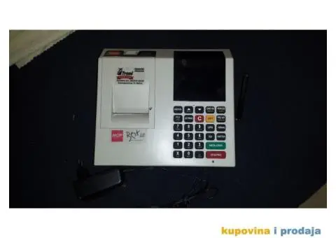 Prodajem fiskalnu kasu