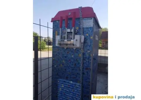 Aparat za tocenje sladoleda