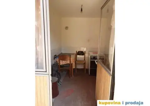 Prodajem kuću u blizini centra Trstenika - 10/10