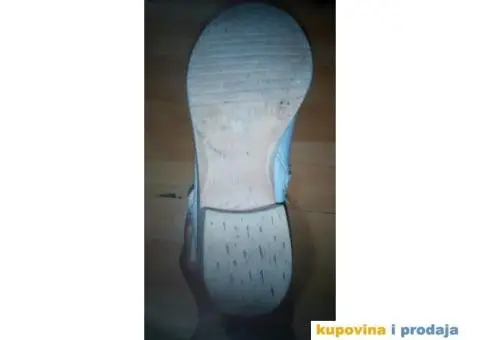 Zenske cizmice - 1/3