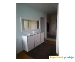 prodajem  stan  u  Kovačici ,43kvadrata