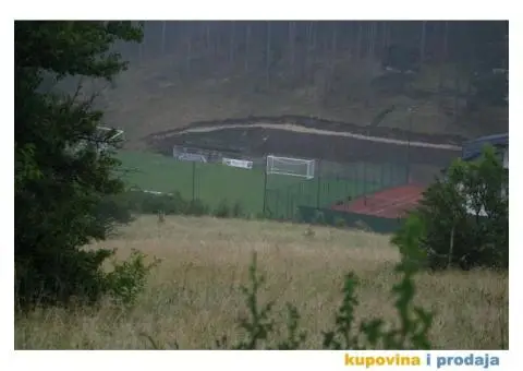 Prodaja gradjevinskih placeva u centru Cajetine - 1/5