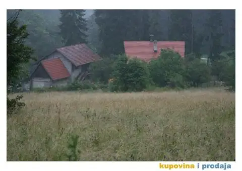 Prodaja gradjevinskih placeva u centru Cajetine - 2/5