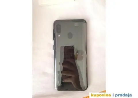 Prodajem Samsung Galaksi A20 2019 god. - 5/6