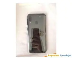 Prodajem Samsung Galaksi A20 2019 god.
