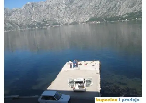 stan-prva linija do mora - 7/10