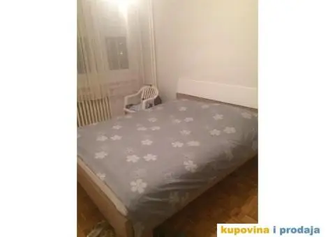 Izdajem stan za 3 studenta u Vidikovcu - 4/6