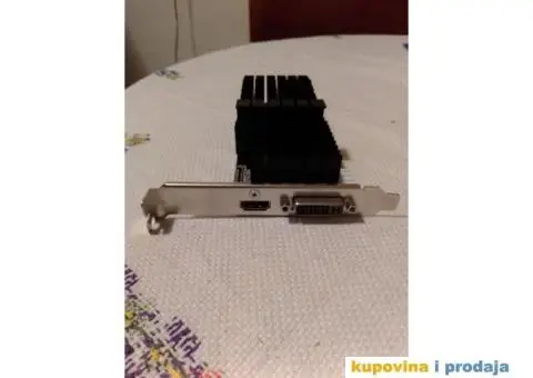 Prodajem računar, grafičku kartu i CDRW disk - 1/5