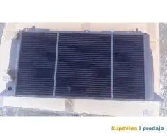 Audi 80 hladnjak NOV