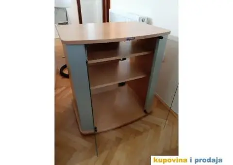 Polica sa staklenim vratima - 2/4