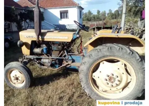 Traktor Ursuz C - 335 - 2/5