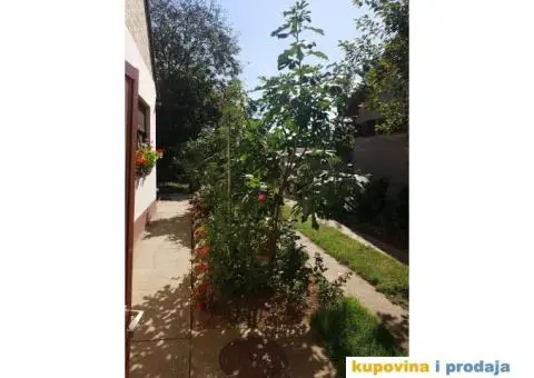 Prodajem porodičnu kuću u Šidu ili menjam za stan u Novom Sadu - 3/10