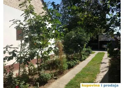 Prodajem porodičnu kuću u Šidu ili menjam za stan u Novom Sadu - 5/10