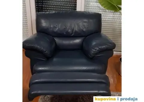 Prodajem polovnu Kožnu garnituru isključivo u kompletu u viđenom stanju - 4/5