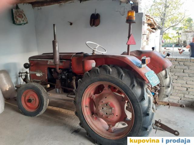 Traktor Traktor