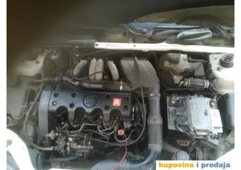 sitroen - saxo - 3/4