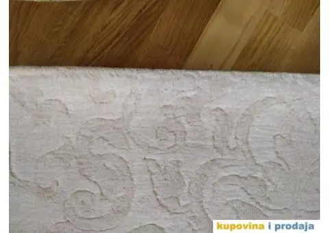 Tepih bež boje - 2/3