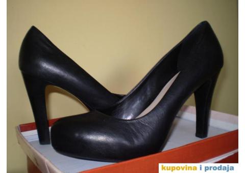 PRODAJEM MALO KORIŠĆENU ŽENSKU OBUĆU - 2/7