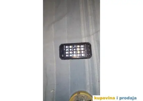 Prodajem mobilni Cat S30, - 1/6