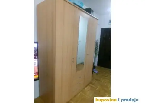 Regal prodajem - 3/4