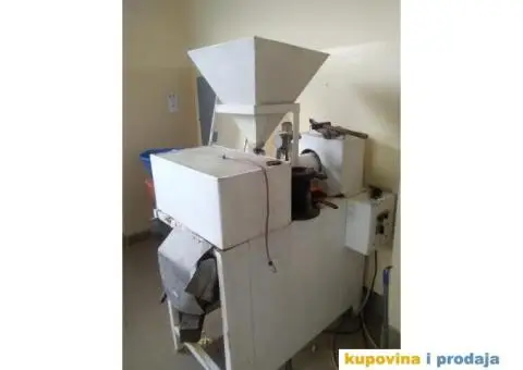 Ekstruder za proizvodnju smokija