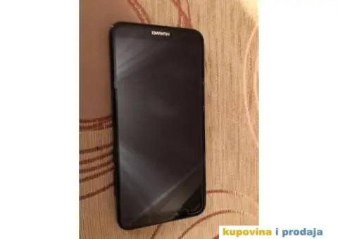 IPhone 6 + Huawei Y6 - 4/10