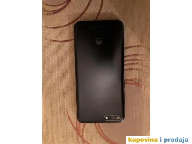 IPhone 6 + Huawei Y6 IPhone 6 + Huawei Y6