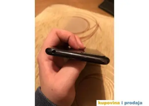 IPhone 6 + Huawei Y6 - 7/10