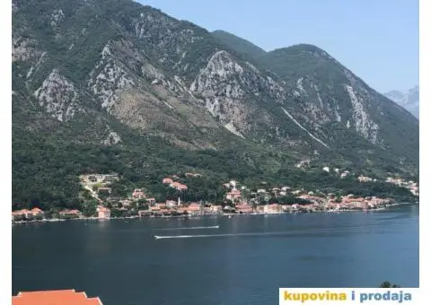 Prodajem dvosoban stan u Dobroti - 2/2