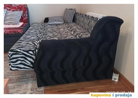 Prodajem trosed - 1/4