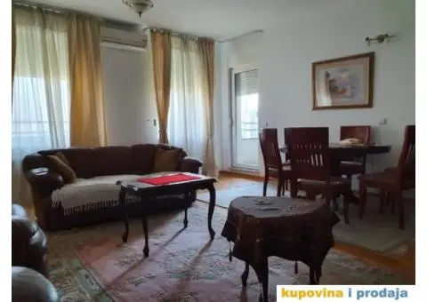 Prodajem trosoban stan na Senjaku u ulici Bulevar vojvode Misica 51a, povrsine 78m2 - 9/9