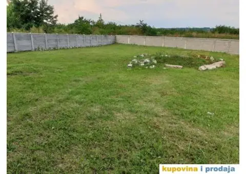 Parcela na jako povoljnom mestu u pozarevcu - 3/3