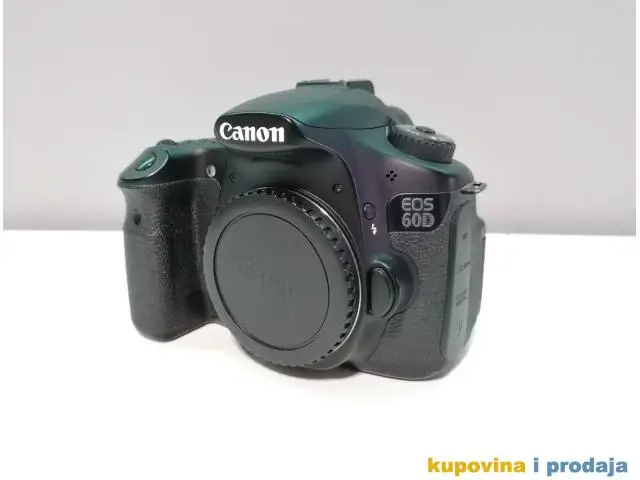 Canon 60D perfektno stanje - 1