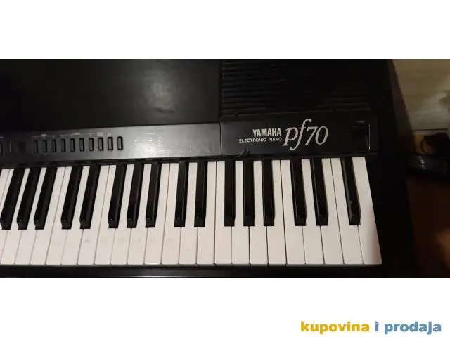 YAMAHA  PF70 electronic piano - 1