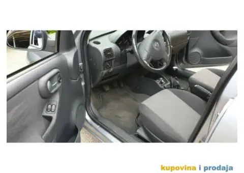 Opel Corsa 1,2 16 V - 2/7