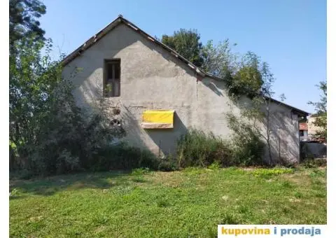 Prodaja kuće u Vrbi kod Kraljeva - 2/4