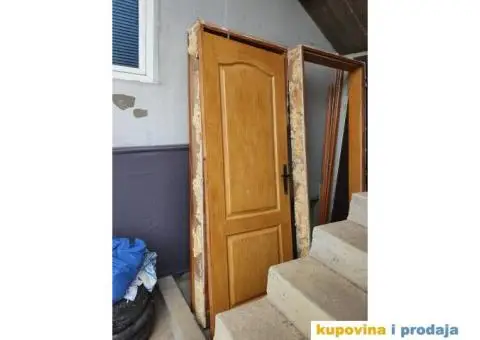 Polovna drvena vrata sa i bez stakla_neoštećena