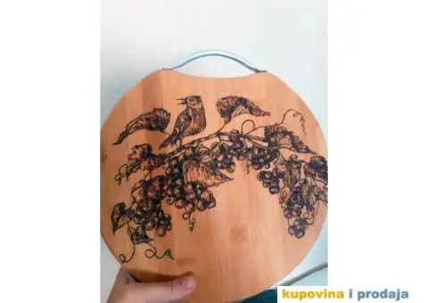 Daska za serviranje hrane