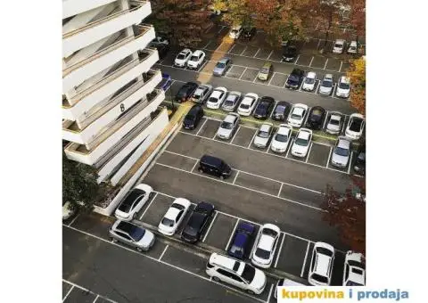 Izdajem garažu, Denkova bašta