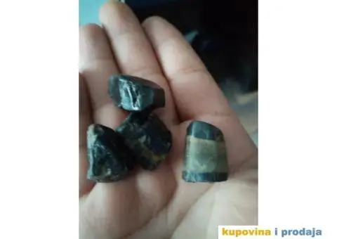 Kamenja za prodaju - 8/10