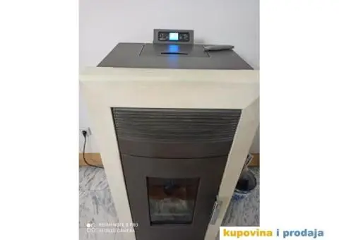Prodajem Alfa plam peć na pelet u dobrom stanju
