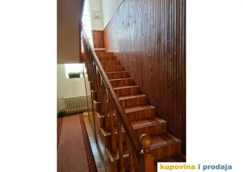 NA PRODAJU KUĆA U CENTRU VRBASA - 5/9