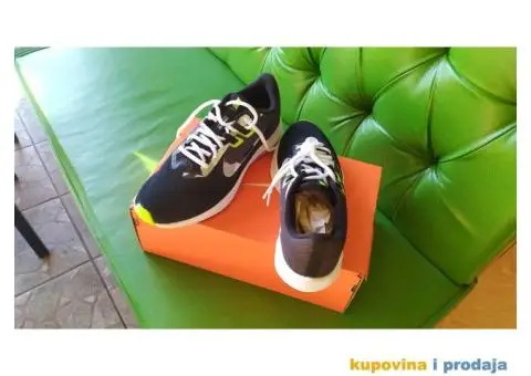 Najk patika model_"DOWNSHIFTER 9"  NOVE ! ! - 9/11