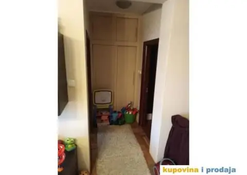 Stan u Novom Sadu , 53 kvadrata, 1 sprat. - 1/8