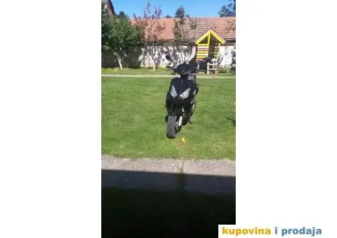 Prodaja skutera - 1/3