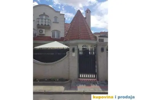 Prodaja luksuzne kuce u strogom centru - 1/13