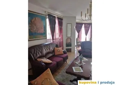 Prodaja luksuzne kuce u strogom centru - 12/13