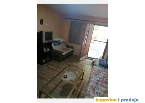 IZDAVANJE VIKENDICE - 1/10