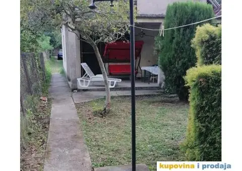 IZDAVANJE VIKENDICE - 10/10